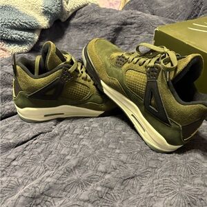 Air Jordan 4 Retro SE Craft Men’s Size 9.5